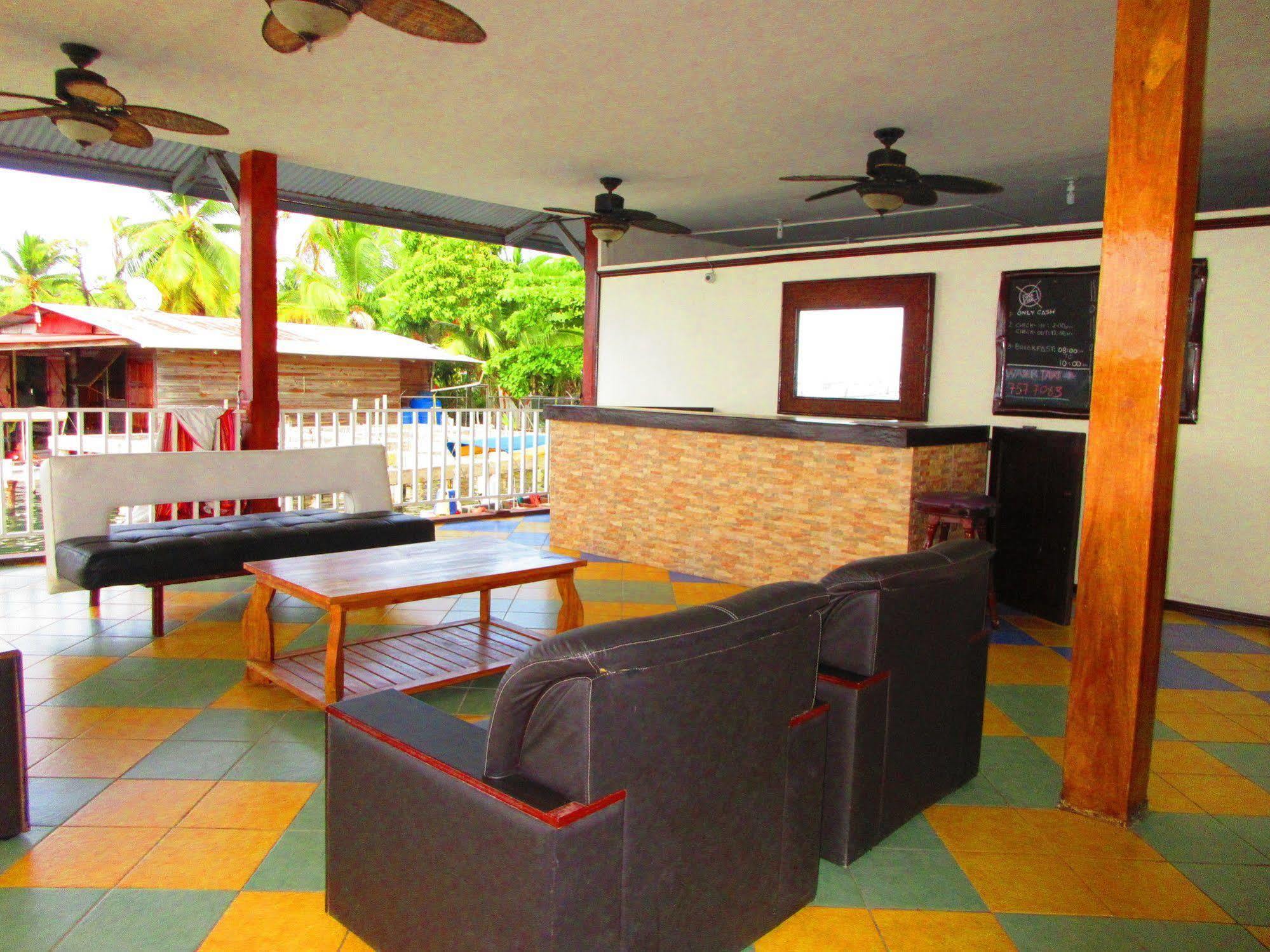 Los Balcones Over The Sea Hotel Bocas del Toro エクステリア 写真