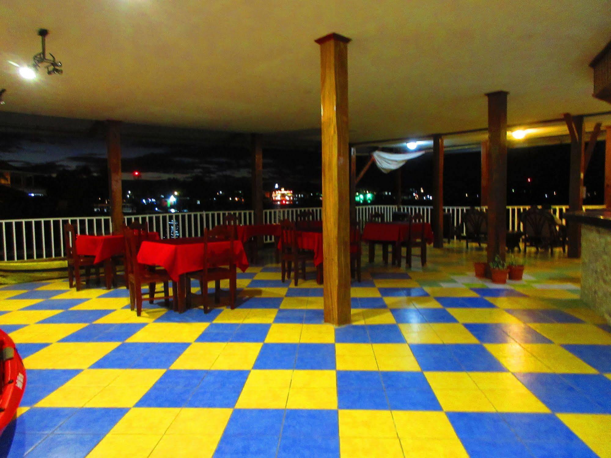 Los Balcones Over The Sea Hotel Bocas del Toro エクステリア 写真