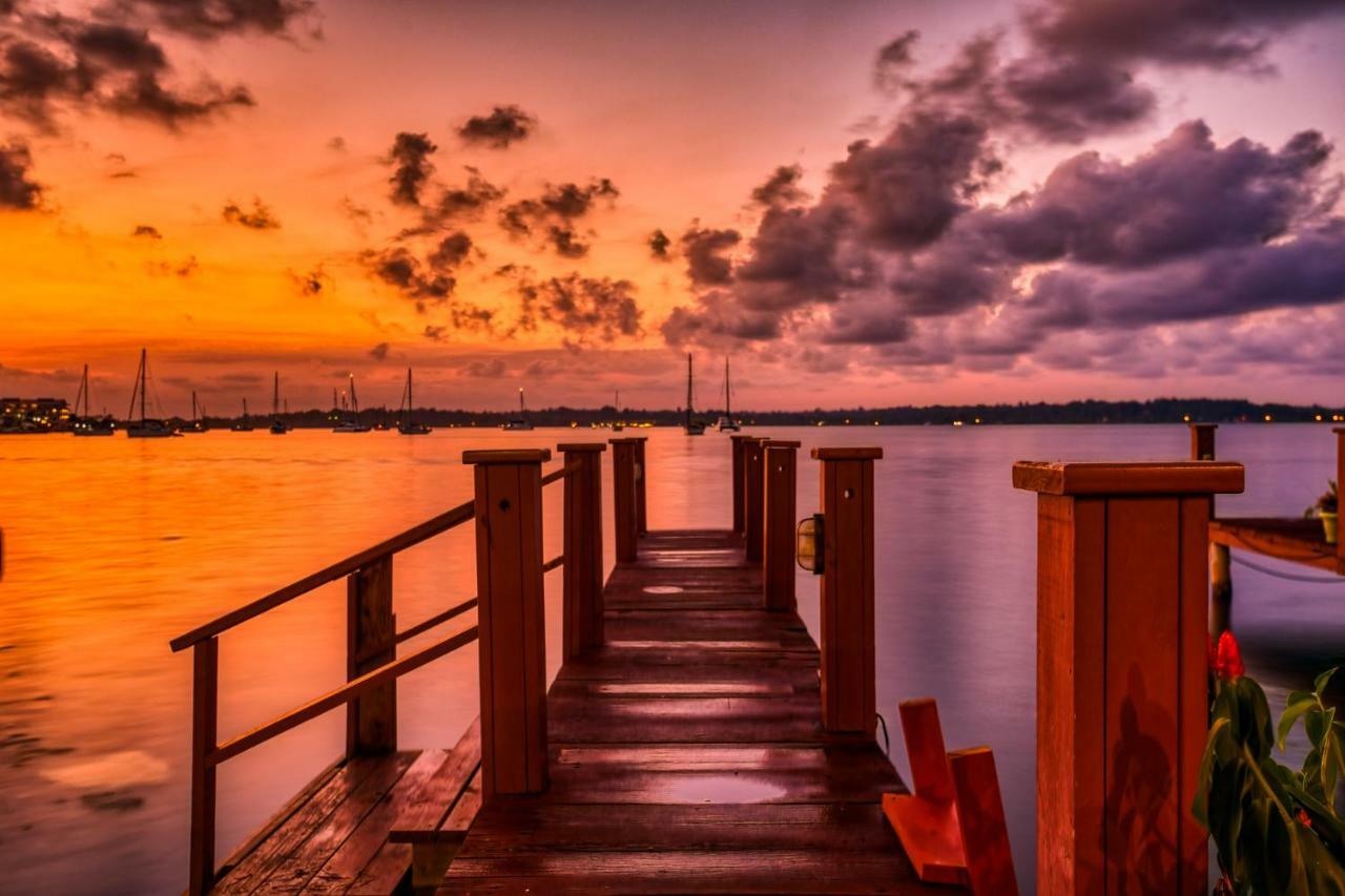 Los Balcones Over The Sea Hotel Bocas del Toro エクステリア 写真