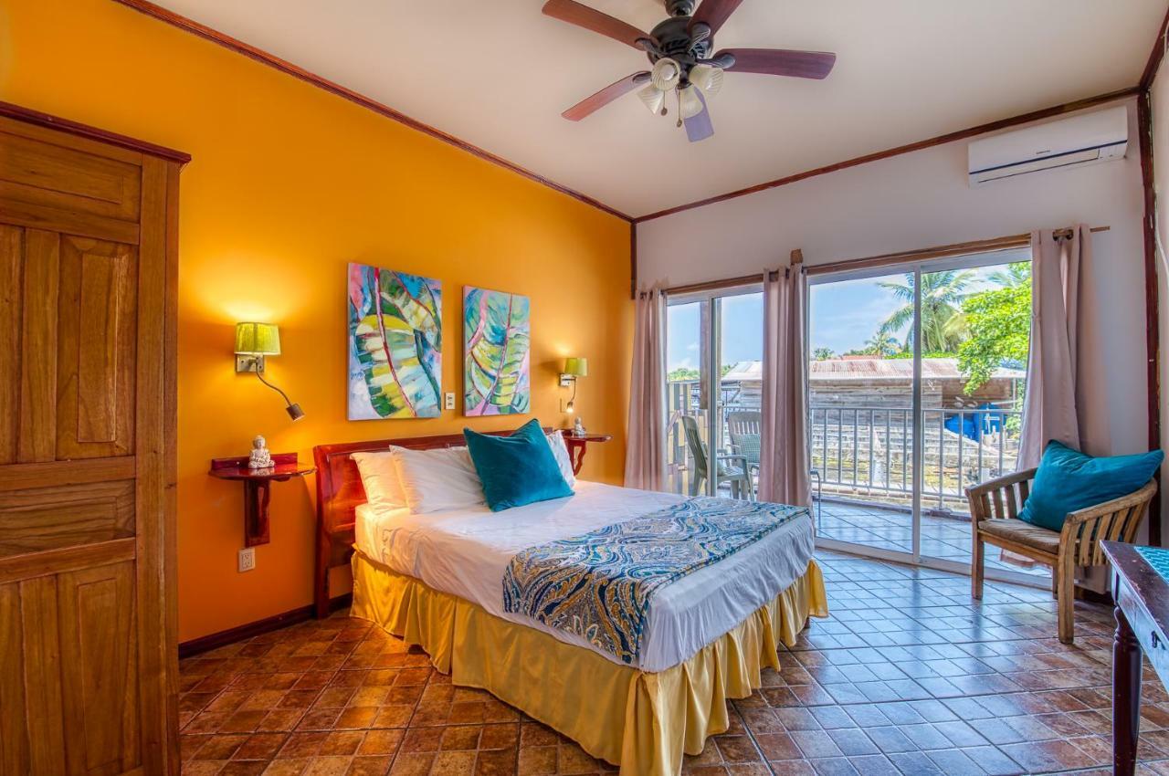 Los Balcones Over The Sea Hotel Bocas del Toro エクステリア 写真