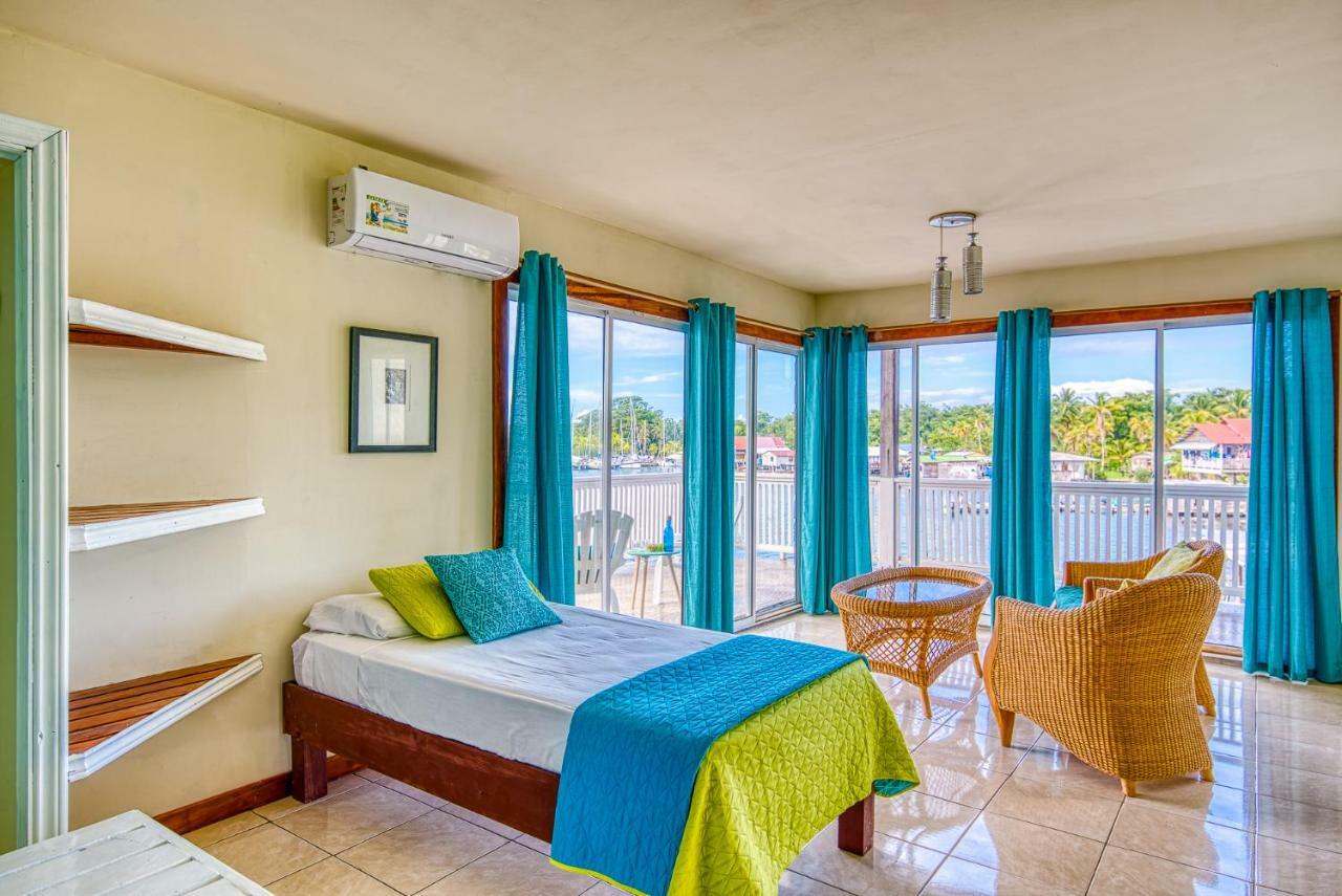 Los Balcones Over The Sea Hotel Bocas del Toro エクステリア 写真