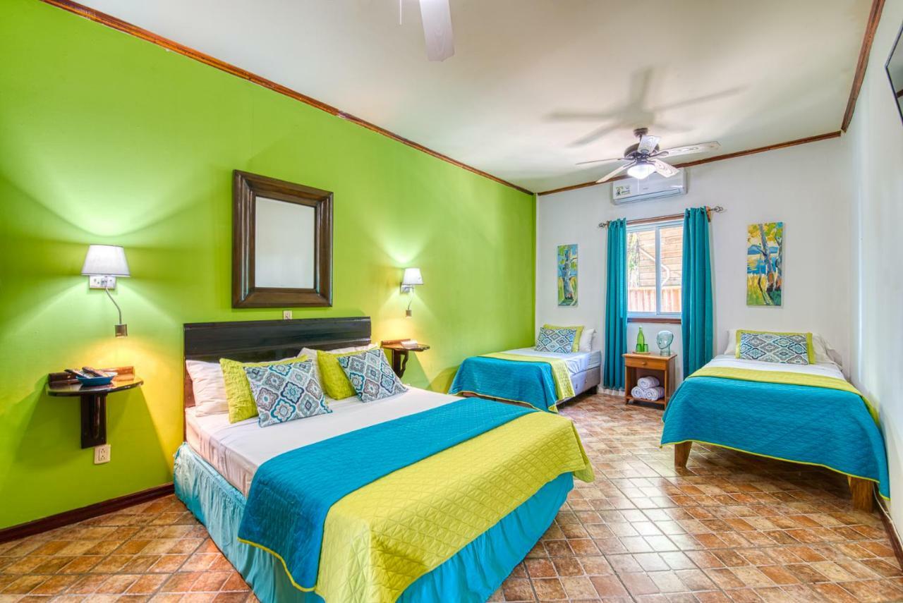 Los Balcones Over The Sea Hotel Bocas del Toro エクステリア 写真